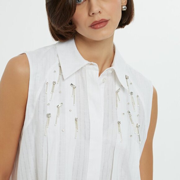 Shirt Collar Pleated Detailed White Blouse - Picture 7 of 7